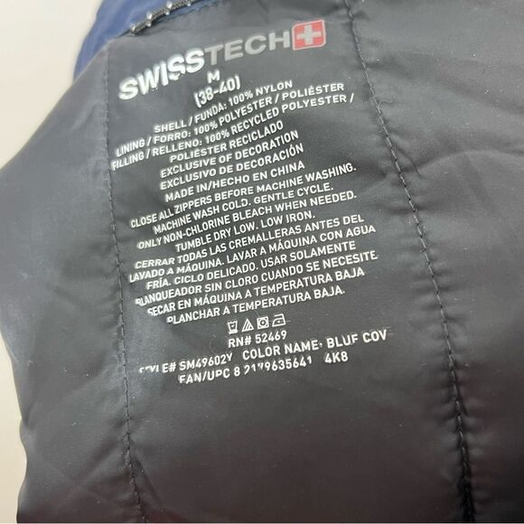 Swiss tech, adult, medium, light weight, puffer coat - Picture 6 of 7